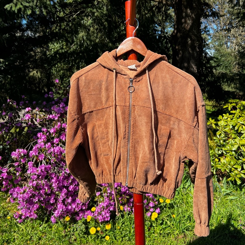 Corduroy crop top zip up jacket